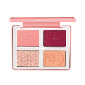 Natasha Denona Blush & Glow Palette